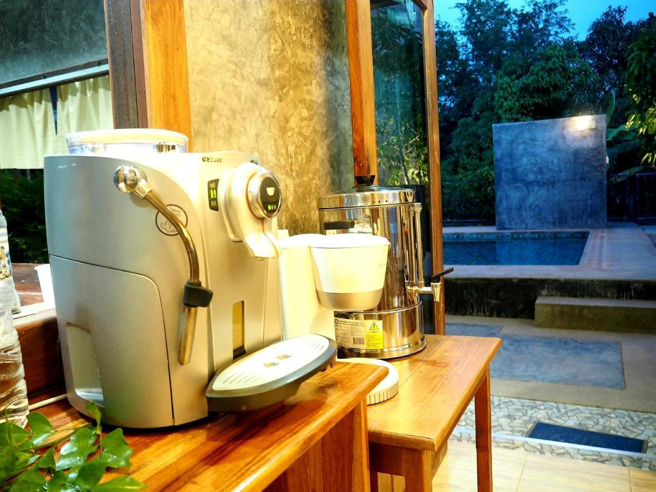 Nawiengkaeriverview Resort Mukdahan Exterior photo